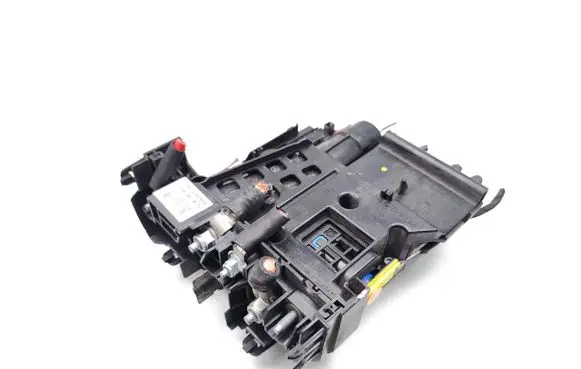 Mercedes-Benz C W204 Fuse box set A2045403850