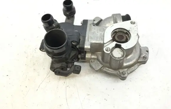 BMW 3 E90 E91 Thermostat 7572859
