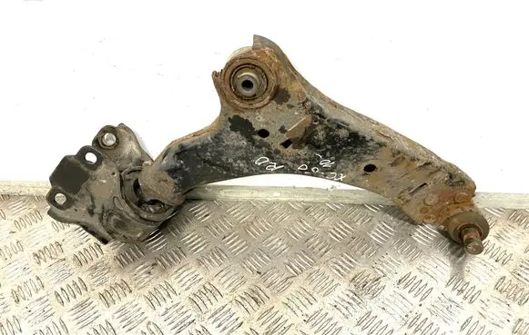 Volvo XC60 Front lower control arm/wishbone 8G9N3A052A