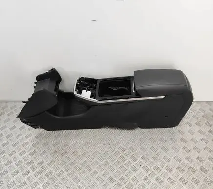 KIA Niro Center console 84610Q4900WK 84611Q4900