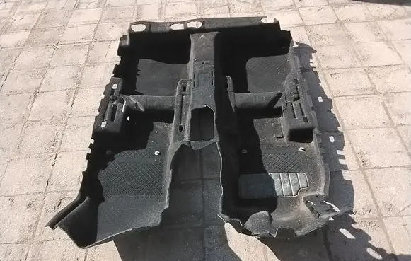 Volkswagen Tiguan Interior carpet 5NN863367B07N