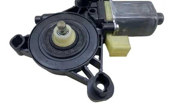 Audi A4 S4 B9 8W Front door window regulator motor 8W0959801