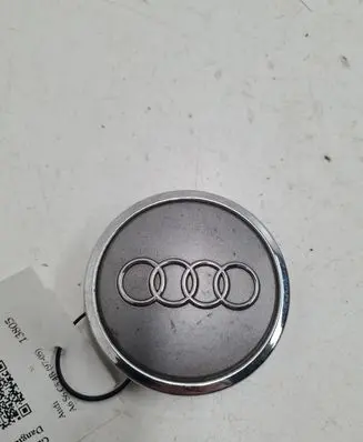Audi A6 S6 C5 4B Original wheel cap 4B0601170A