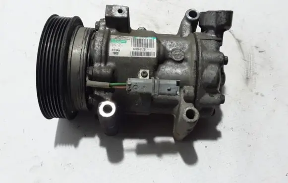 Renault Twingo II Air conditioning (A/C) compressor (pump) 8200651251