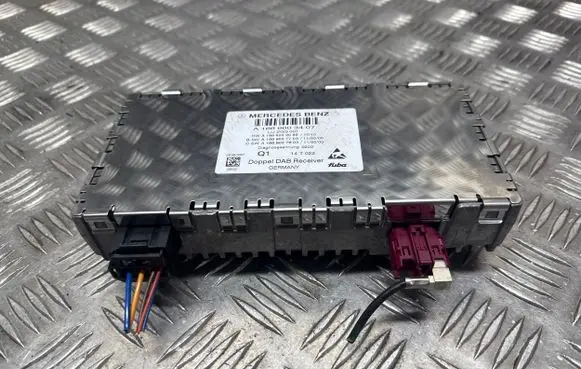 Antenna control unit
