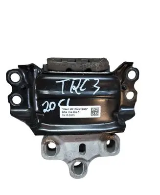 Engine mount bracket