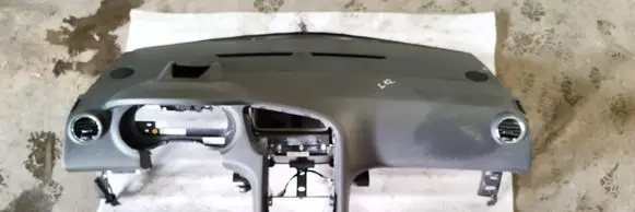 Peugeot 5008 Dashboard 9685506177