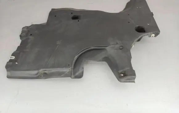 BMW 5 G30 G31 G38 Other under body part 7441180 51757441180