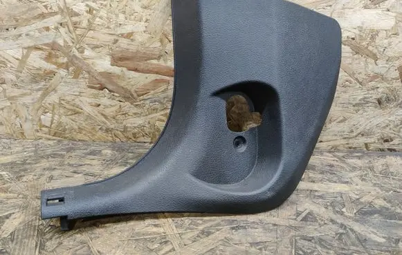 BMW 2 F46 (B) pillar trim (bottom) 7298813