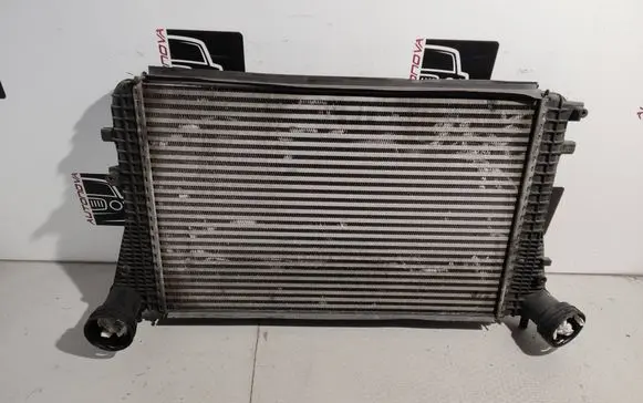 Volkswagen Golf Plus Intercooler radiator 1K0145803T N6897002
