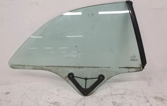 Mercedes-Benz E A207 Rear door window glass