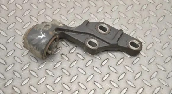 Land Rover Discovery 4 - LR4 Engine mounting bracket 55121 SP1