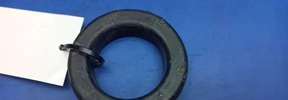 Mercedes-Benz CLK A209 C209 Rear coil spring rubber mount A2103250184
