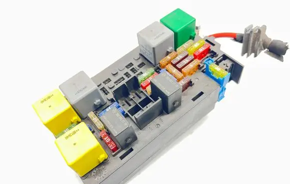 Mercedes-Benz ML W164 Fuse box set A1645402972