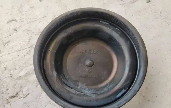 Headlight/headlamp dust cover
