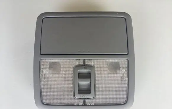 Toyota RAV 4 (XA30) Front seat light 1D111038G