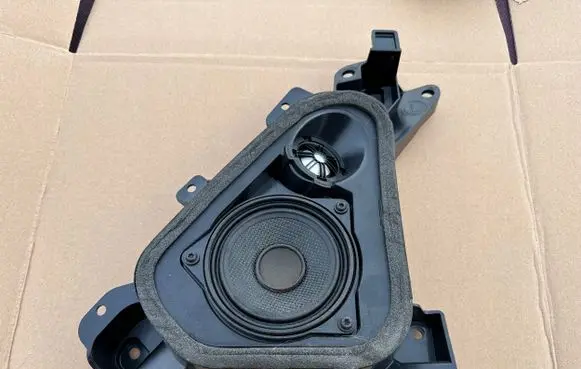 BMW X3 F25 Parcel shelf speaker 9213759