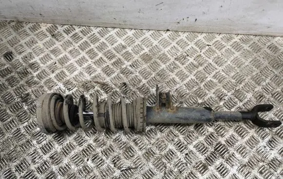 BMW 5 F10 F11 Front shock absorber/damper 6797766