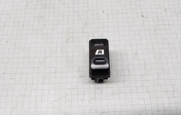 Citroen Xsara Picasso Electric window control switch