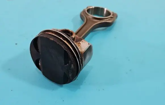 Volkswagen Golf VII Piston IMPRK1496717