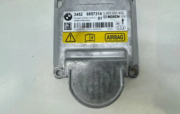 BMW 5 F10 F11 Airbag control unit/module 6857314