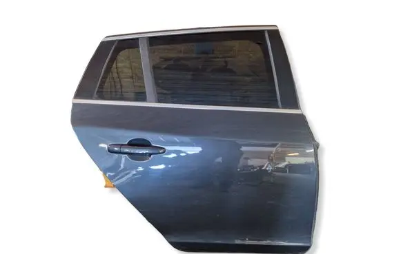 Volvo V60 Rear door 