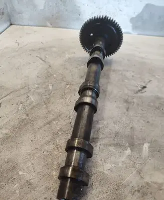 Mercedes-Benz E W211 Camshaft 