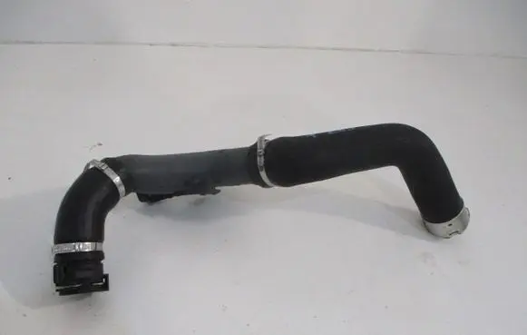 Renault Clio IV Air intake hose/pipe 7E144604208R