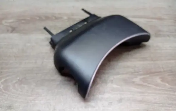 Volvo C30 Steering wheel column trim 30680134