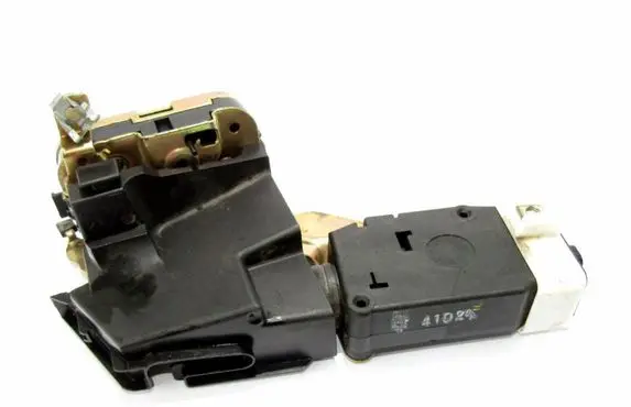 Mitsubishi Carisma Rear door lock
