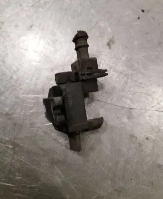 Opel Zafira B Turbo solenoid valve 70246100 09T236 8972882491