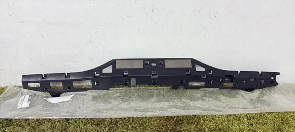 Nissan Qashqai J12 Rear bumper mounting bracket 850406UA0A