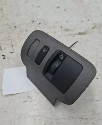 Renault Scenic II - Grand scenic II Headlight level height control switch 8200140984AM