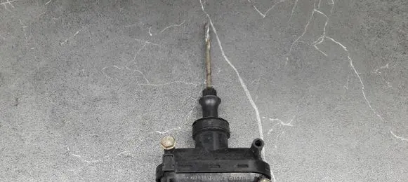 Mercedes-Benz 190 W201 Steering rack control module 