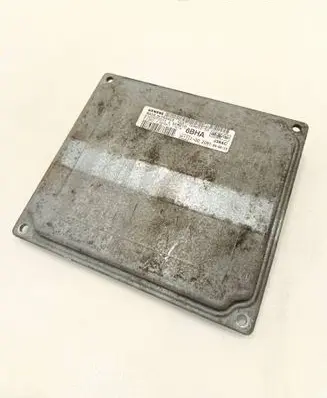 Ford Fiesta Engine control unit/module 4S6112A650SA S120977015A