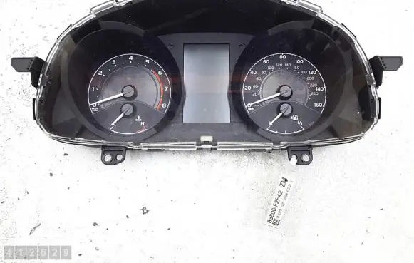 Toyota Auris E180 Speedometer (instrument cluster) 83800f2f42