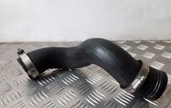 Ford Focus Intercooler hose/pipe CV616K863AF