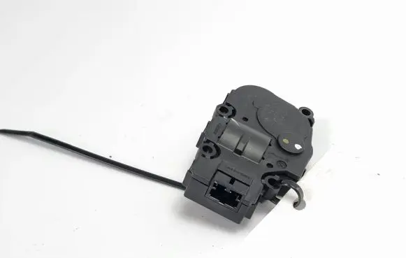 BMW X4M F98 A/C air flow flap actuator/motor 412650920
