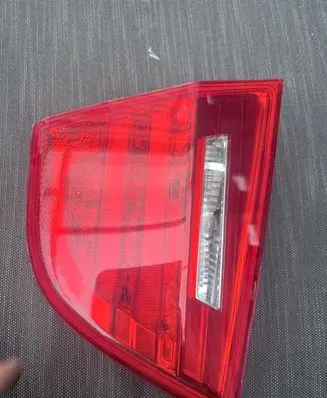 BMW 3 E90 E91 Tailgate rear/tail lights 4871733