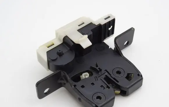 Renault Megane II Tailgate/trunk/boot lock/catch/latch 8200076240E
