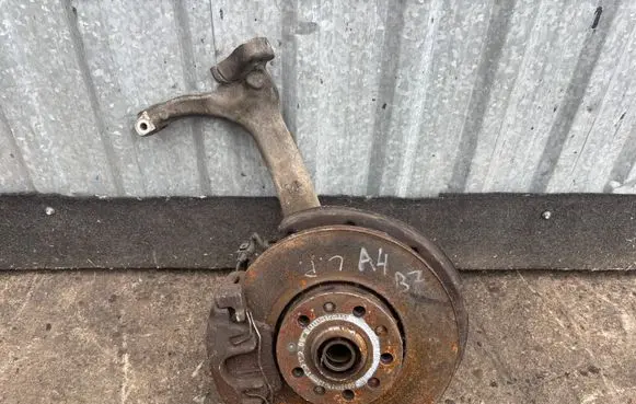 Audi A4 S4 B7 8E 8H Front wheel hub spindle knuckle