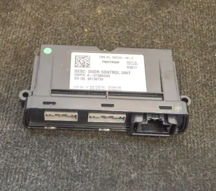 Tesla Model S Door control unit/module