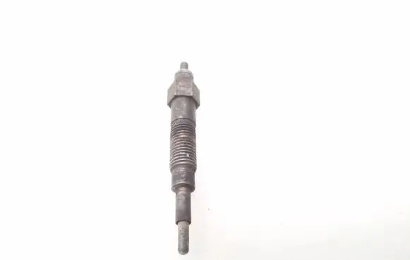 Nissan Patrol Y61 Glow plug 