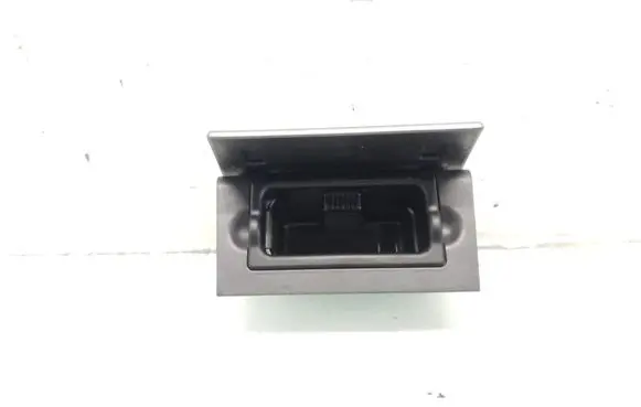 Car ashtray
