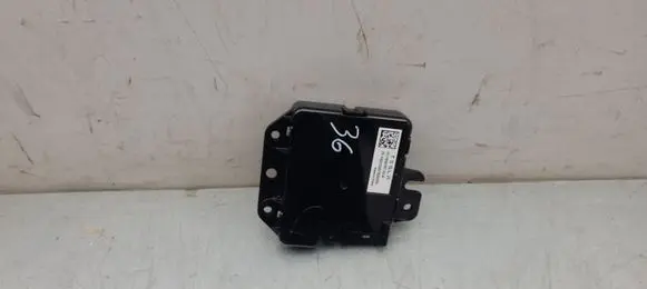 Tesla Model Y USB control unit 165678730A