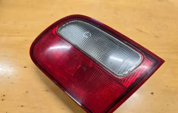 Honda Civic Tailgate rear/tail lights 0431124