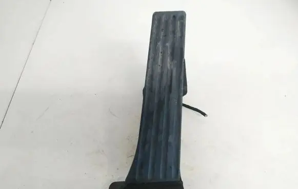 BMW 2 F22 F23 Accelerator throttle pedal 35426853175 3542-6853175
