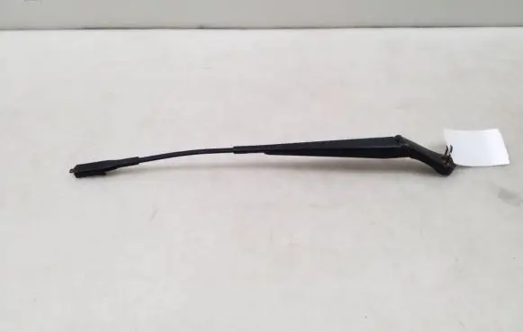 Opel Zafira B Front wiper blade arm 13145564