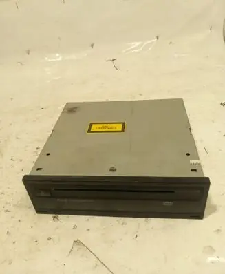 Navigation unit CD/DVD player