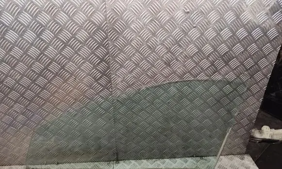 Volvo S60 Front door window glass four-door